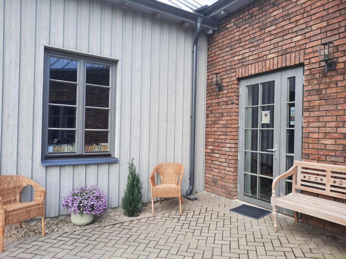 Lake & Library Boutique Hotel Ignalina Exterior photo