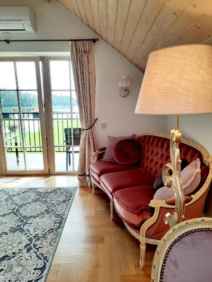Lake & Library Boutique Hotel Ignalina Exterior photo